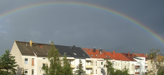 Regenbogen von unserem Fenster aus gesehen